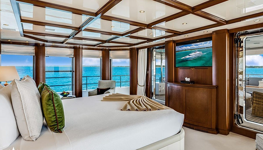 O'CEANOS yacht detail photo