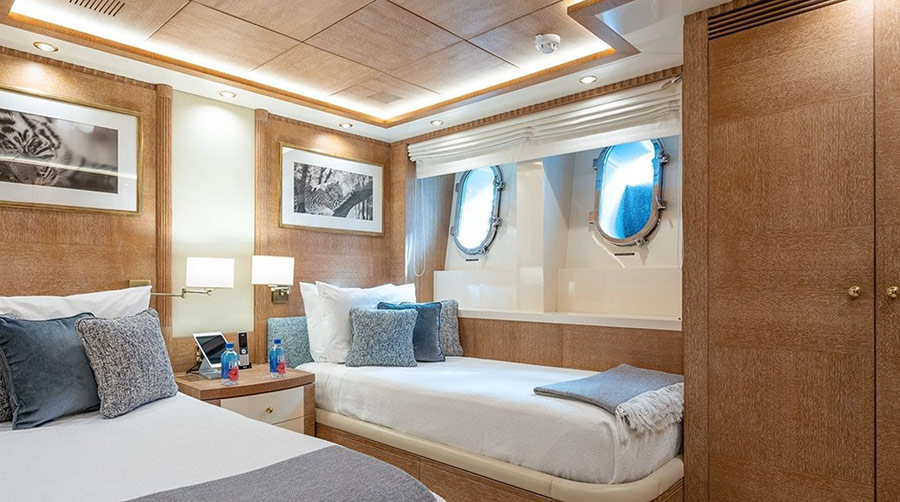 O'CEANOS yacht detail photo