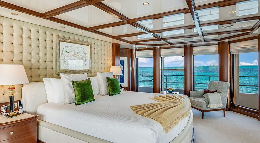 O'CEANOS yacht detail photo