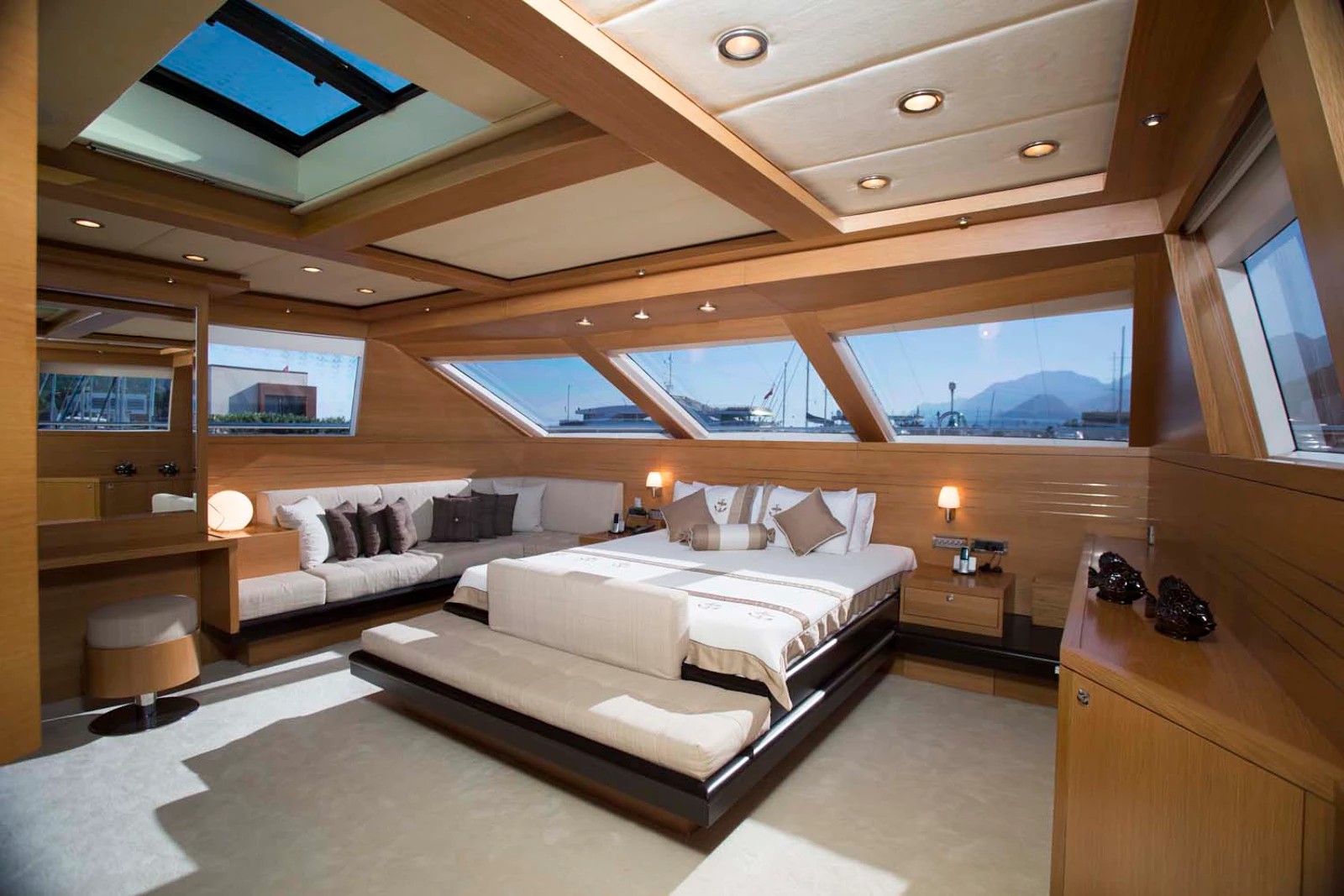 Yacht Image