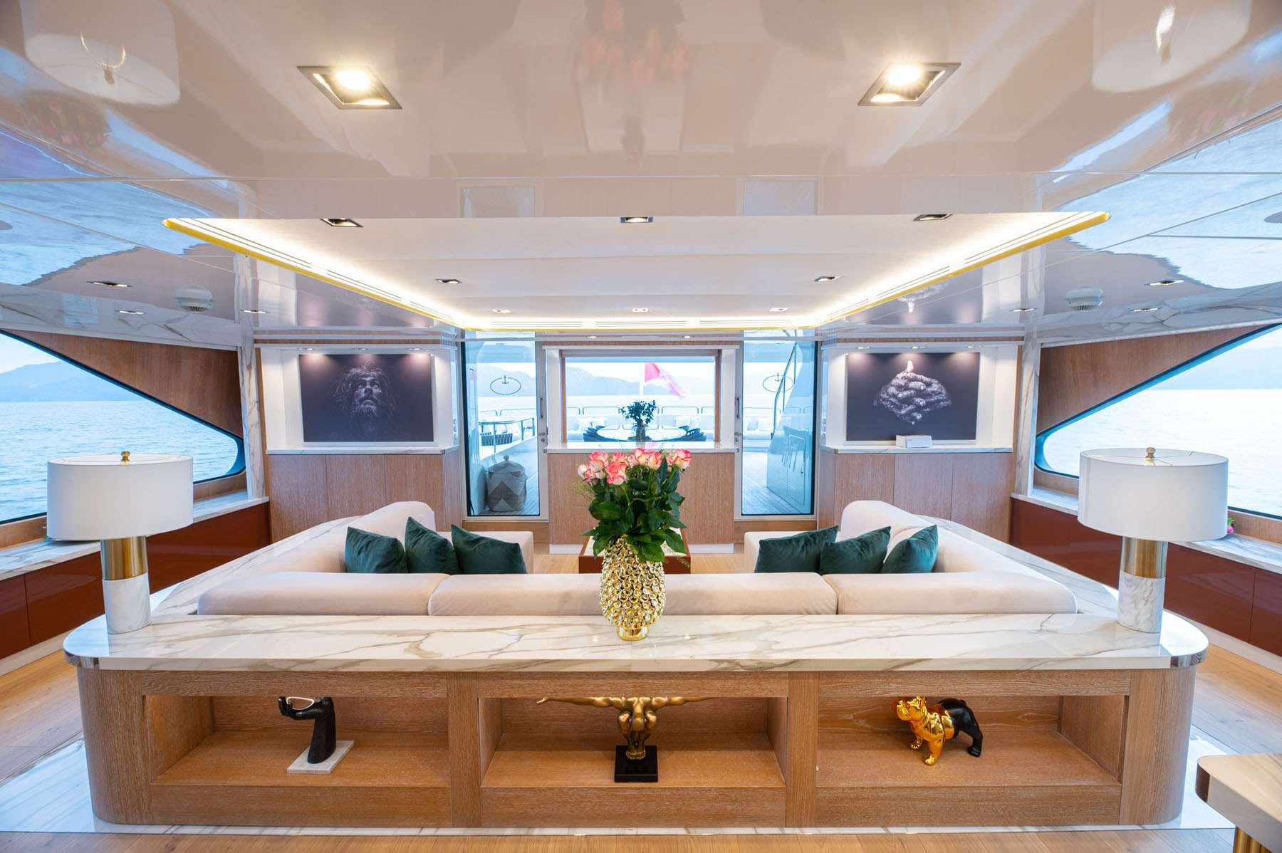 BARENTS yacht detail photo