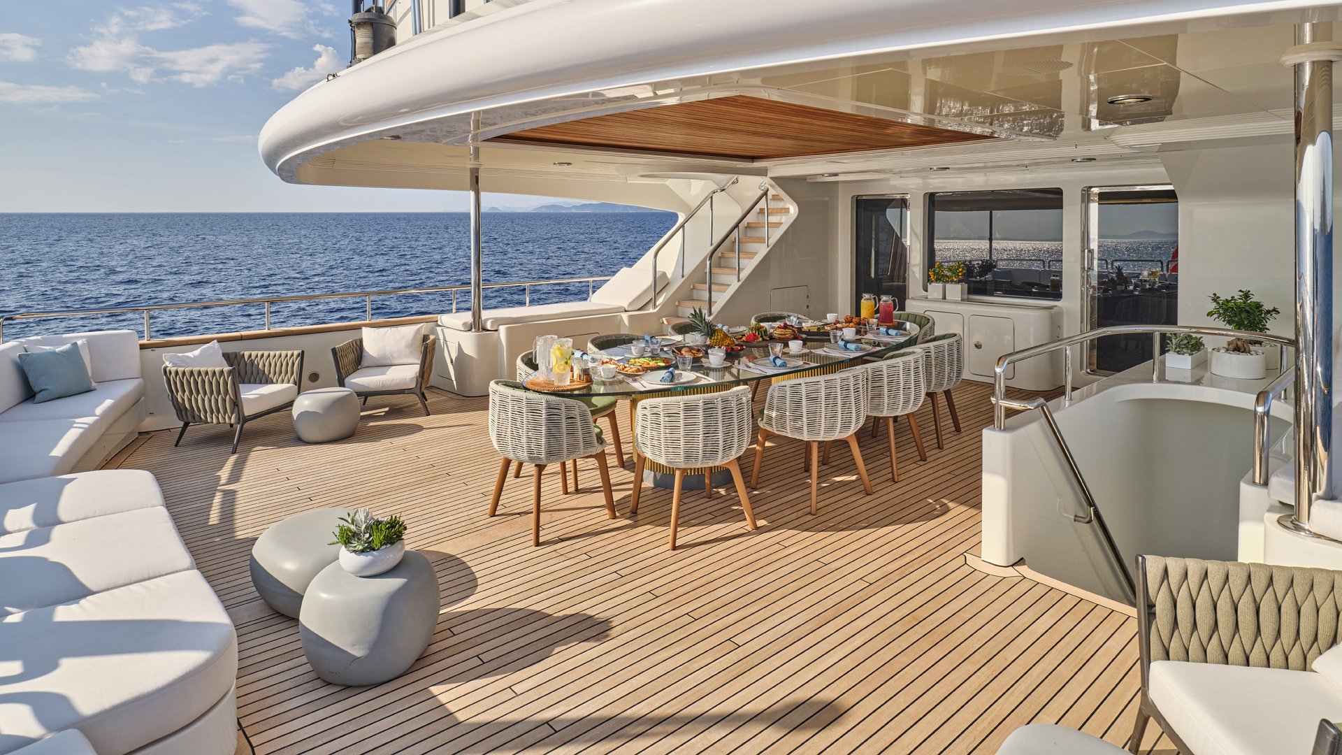 BARENTS yacht detail photo
