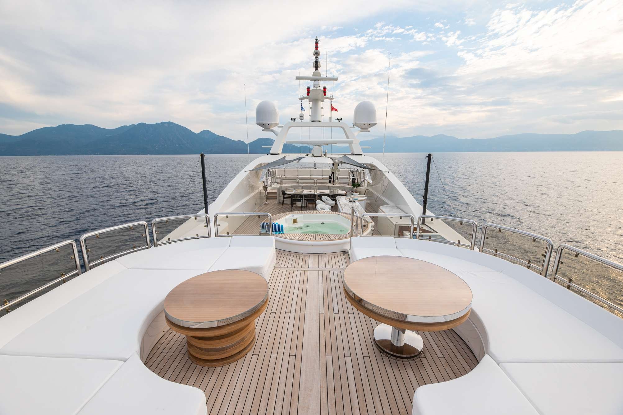 BARENTS yacht detail photo