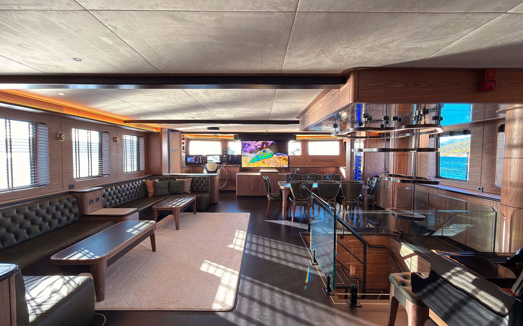 OGUZ KHAN yacht detail photo