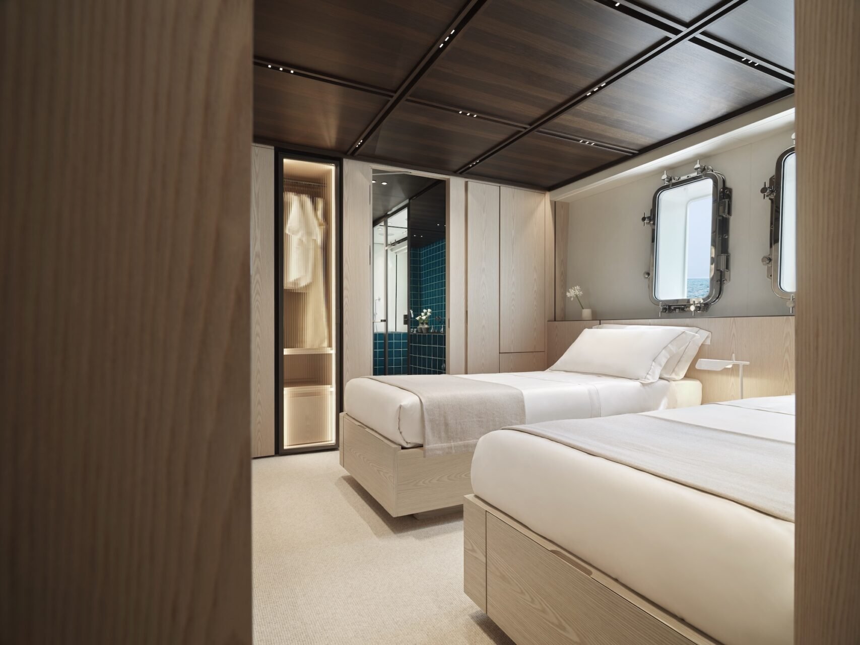 CONTIGO yacht detail photo