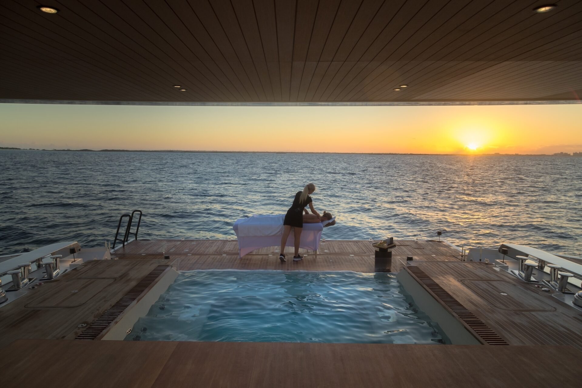 CONTIGO yacht detail photo