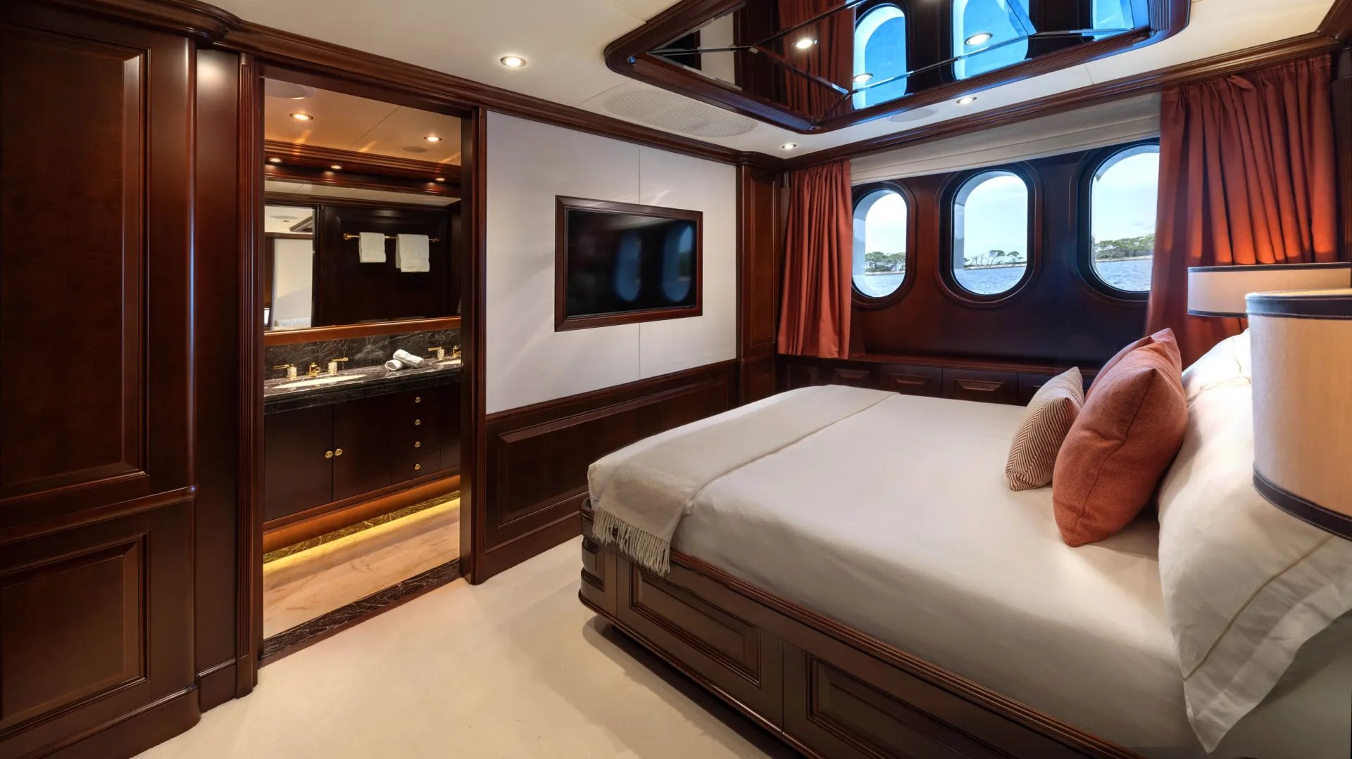 INCAL yacht detail photo