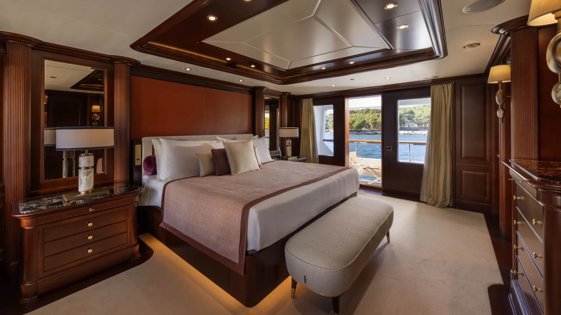 INCAL yacht detail photo