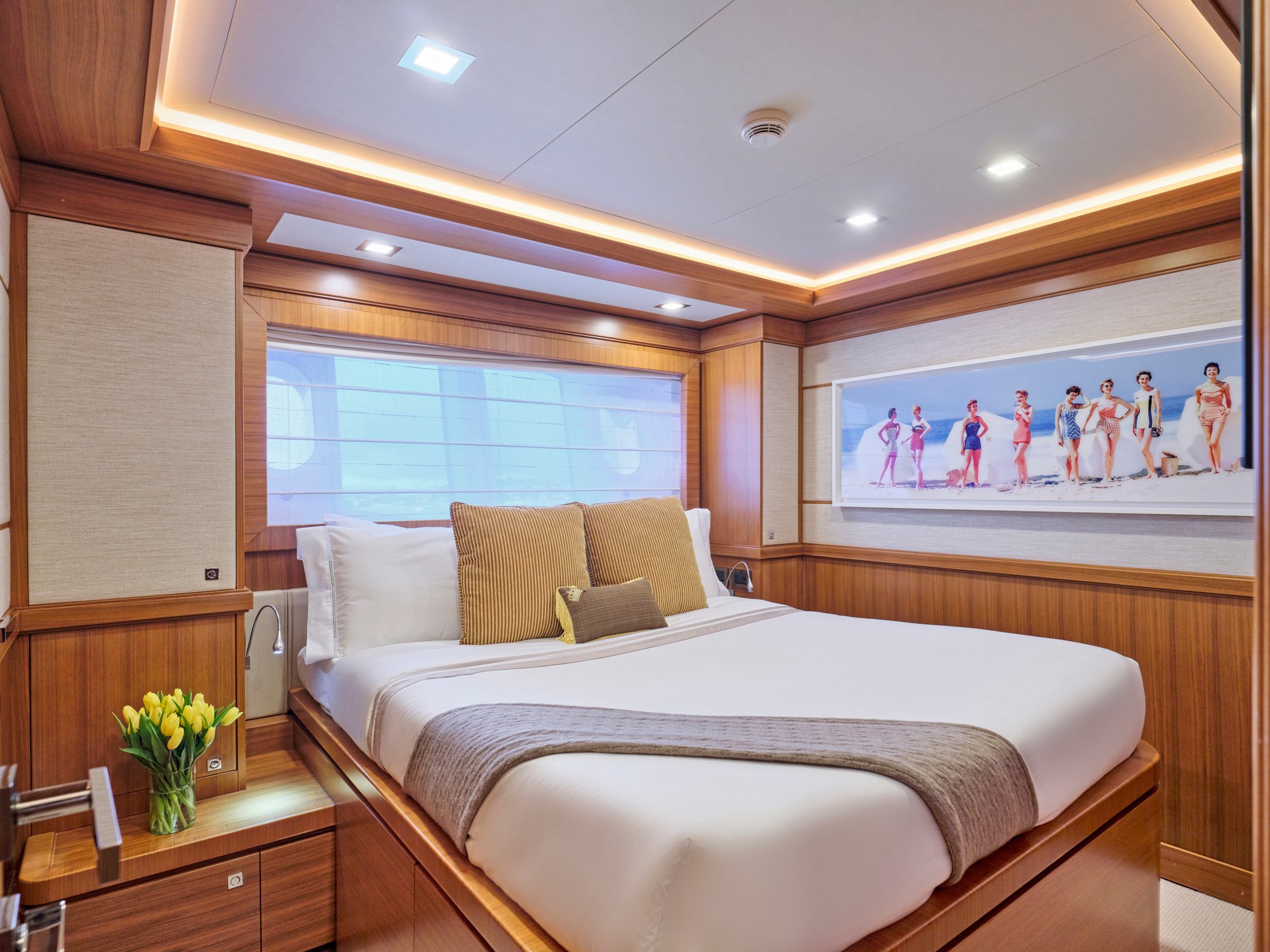BEST OFF yacht detail photo