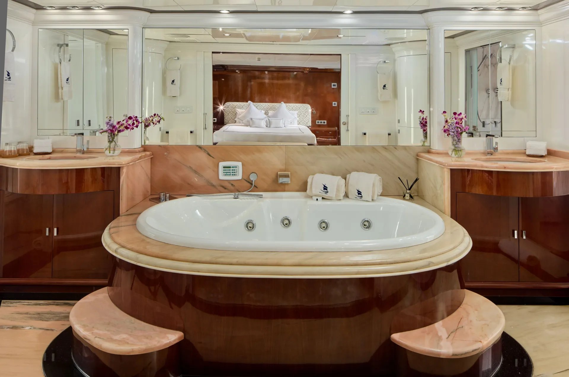 SILENTWORLD yacht detail photo