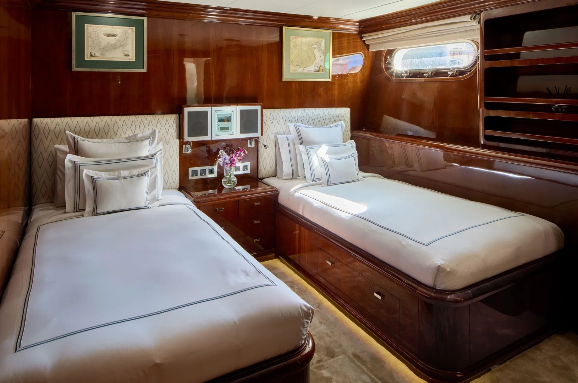 SILENTWORLD yacht detail photo