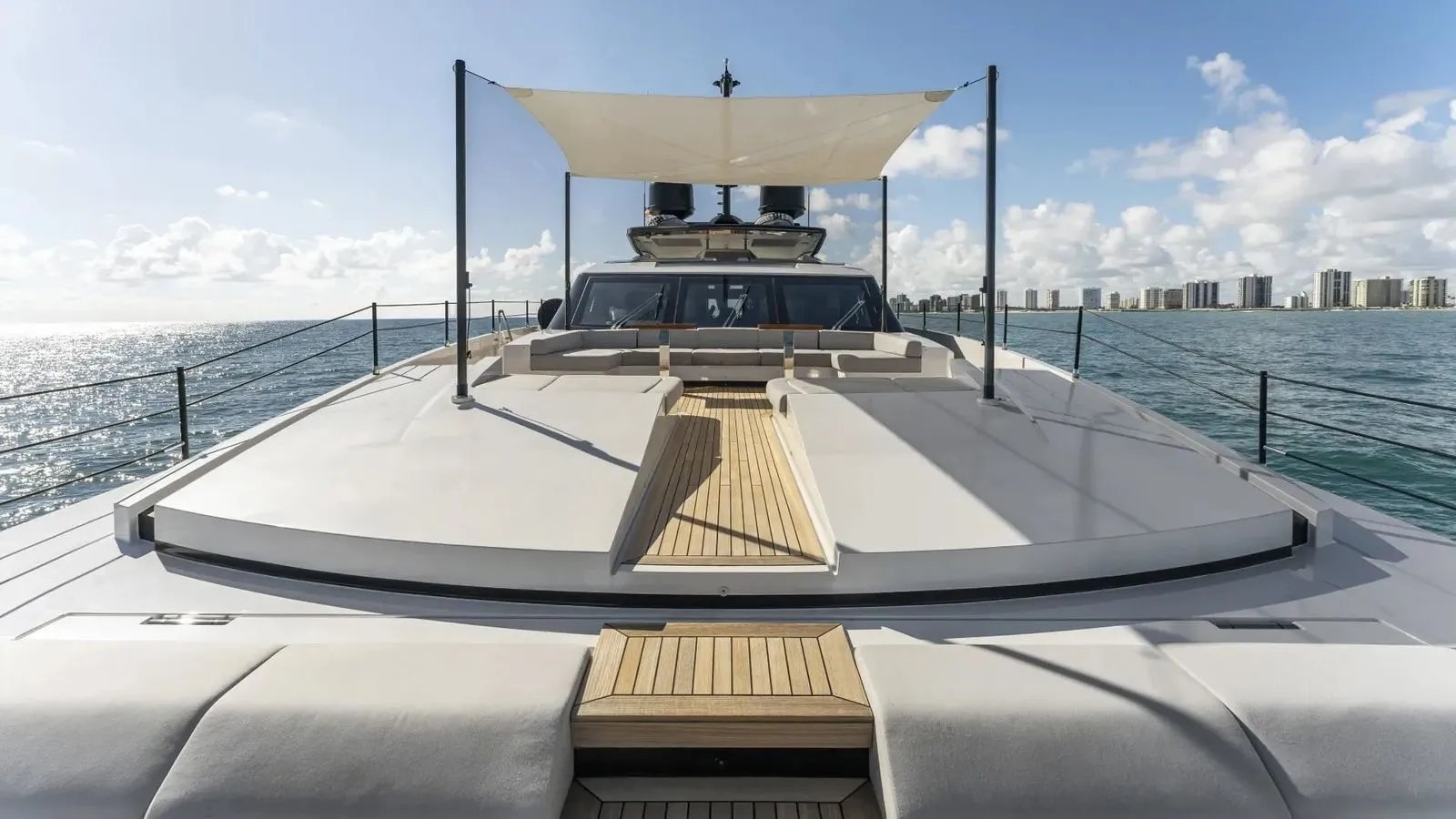 EVEXIAS I yacht detail photo