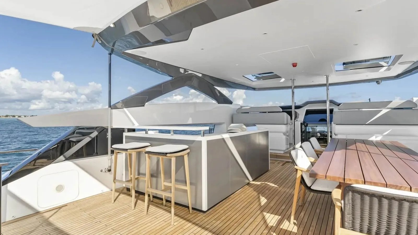 EVEXIAS I yacht detail photo