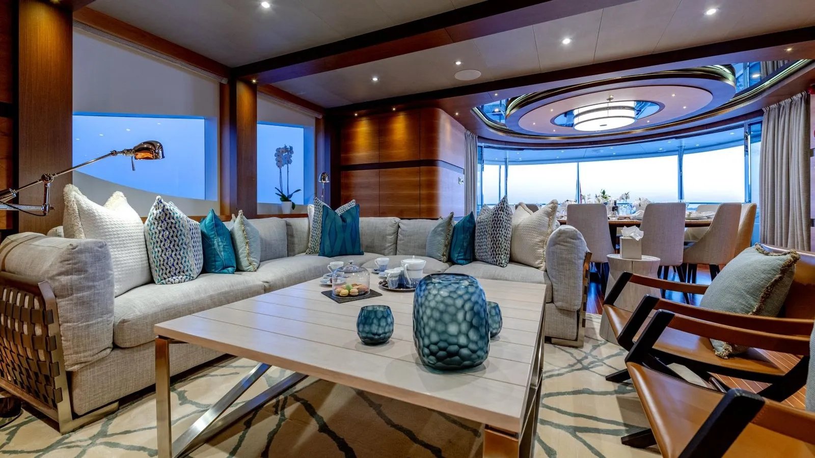 QUASAR yacht detail photo