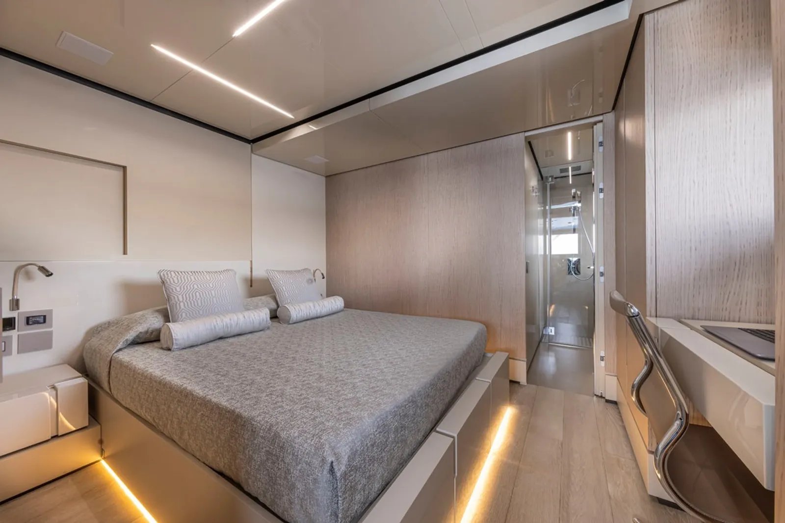 EMOCEAN yacht detail photo