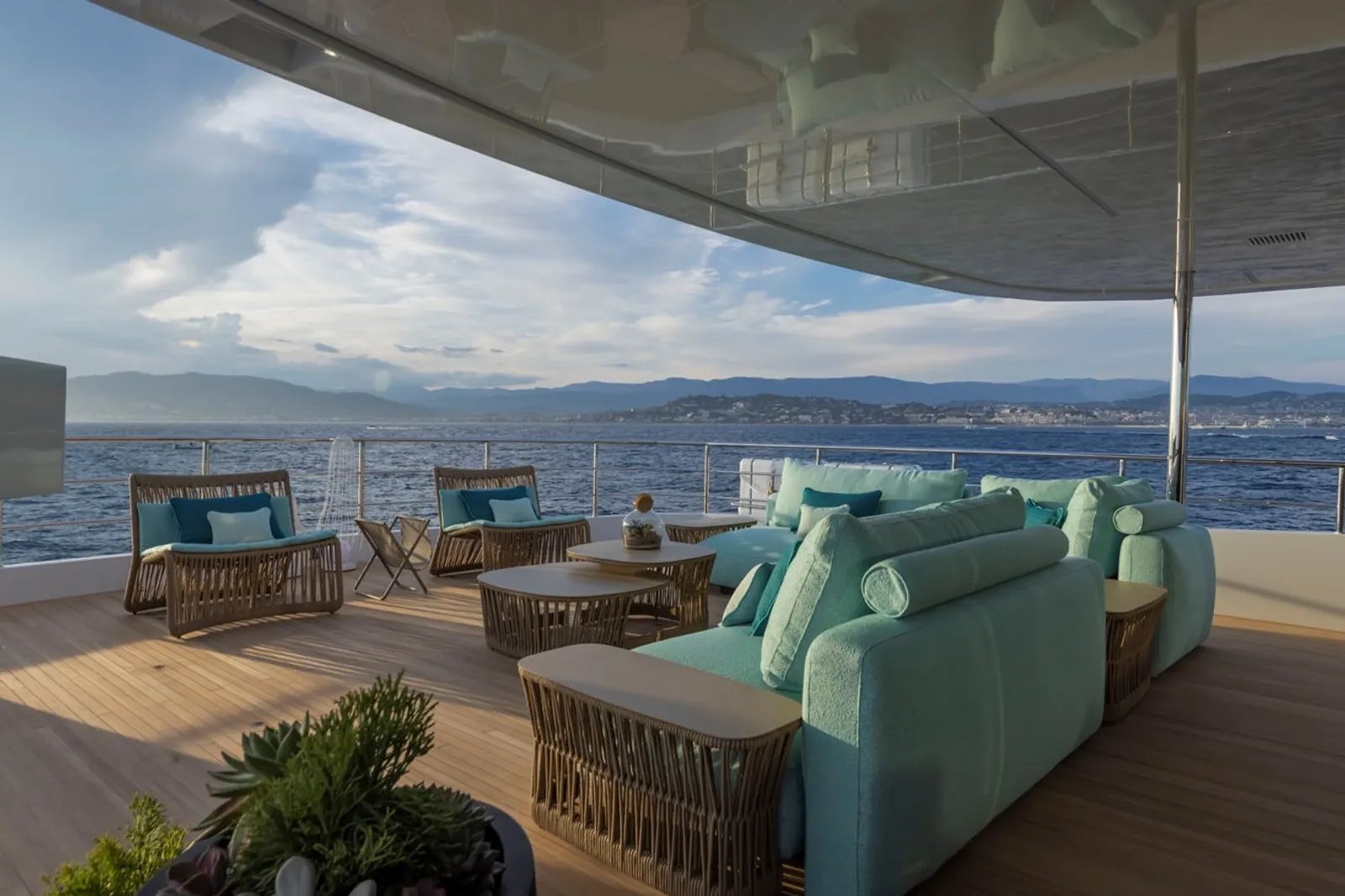 EMOCEAN yacht detail photo