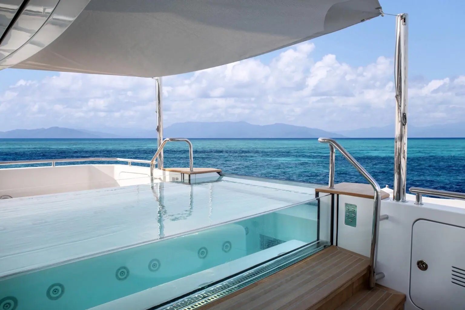 EMOCEAN yacht detail photo