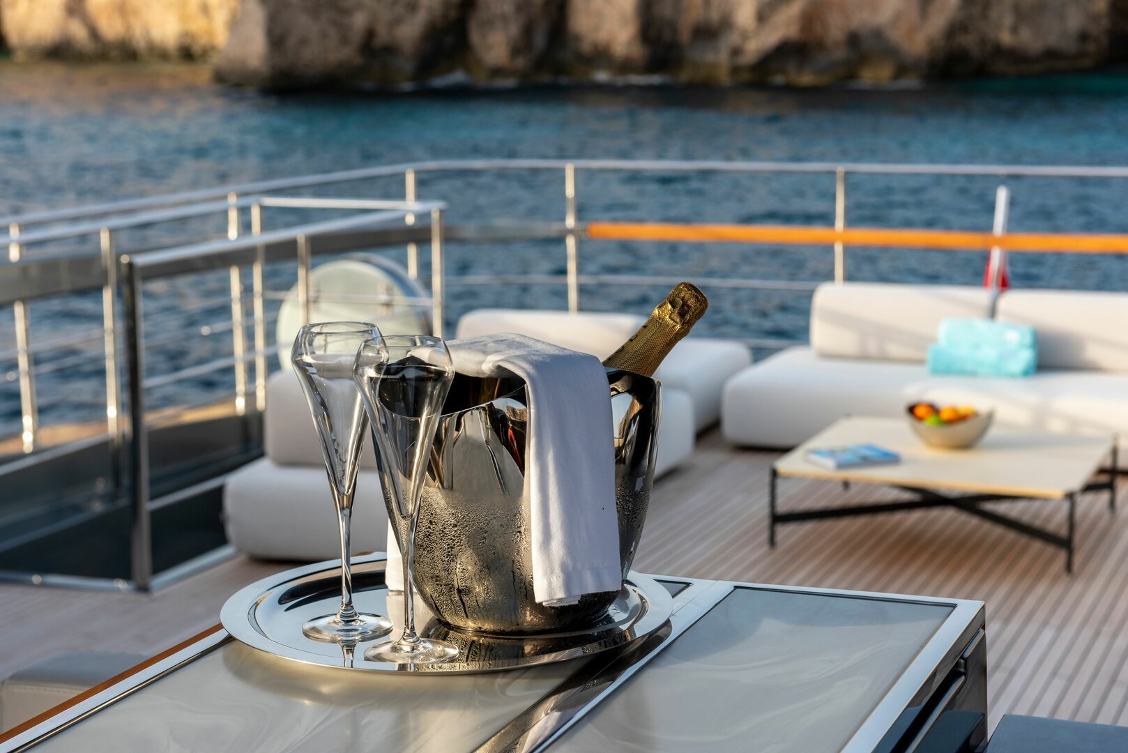 FIGURATI yacht detail photo