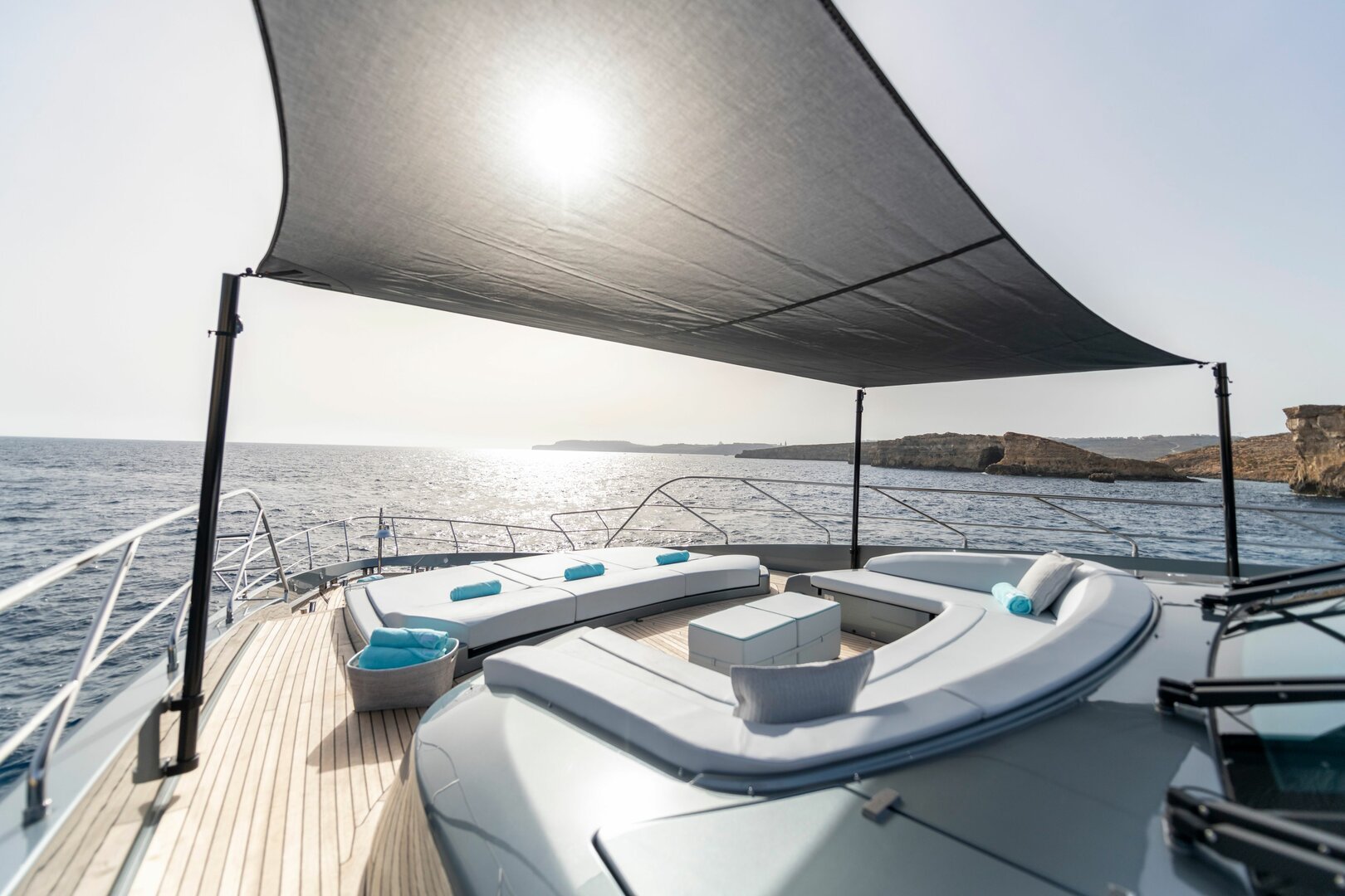 FIGURATI yacht detail photo