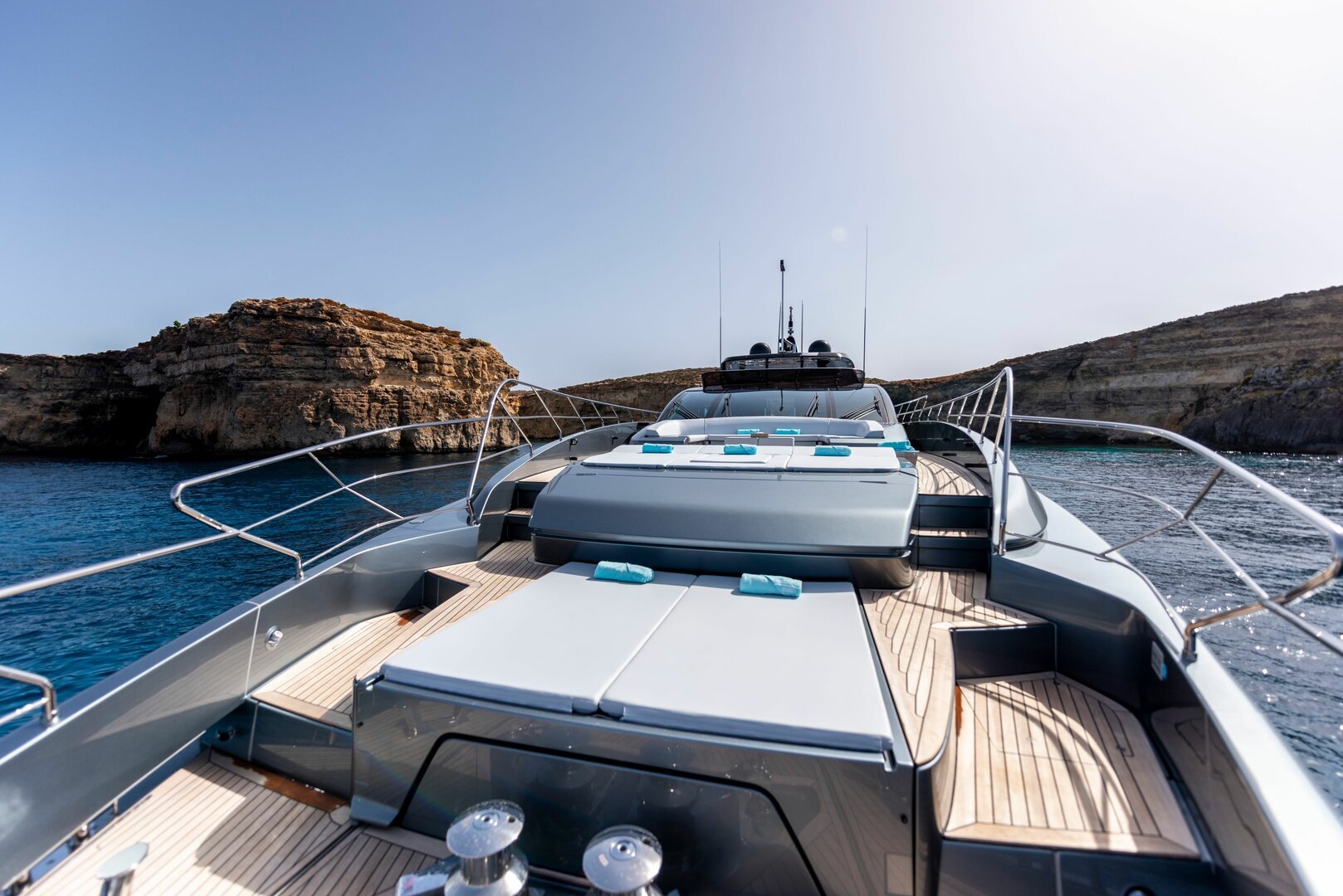 FIGURATI yacht detail photo
