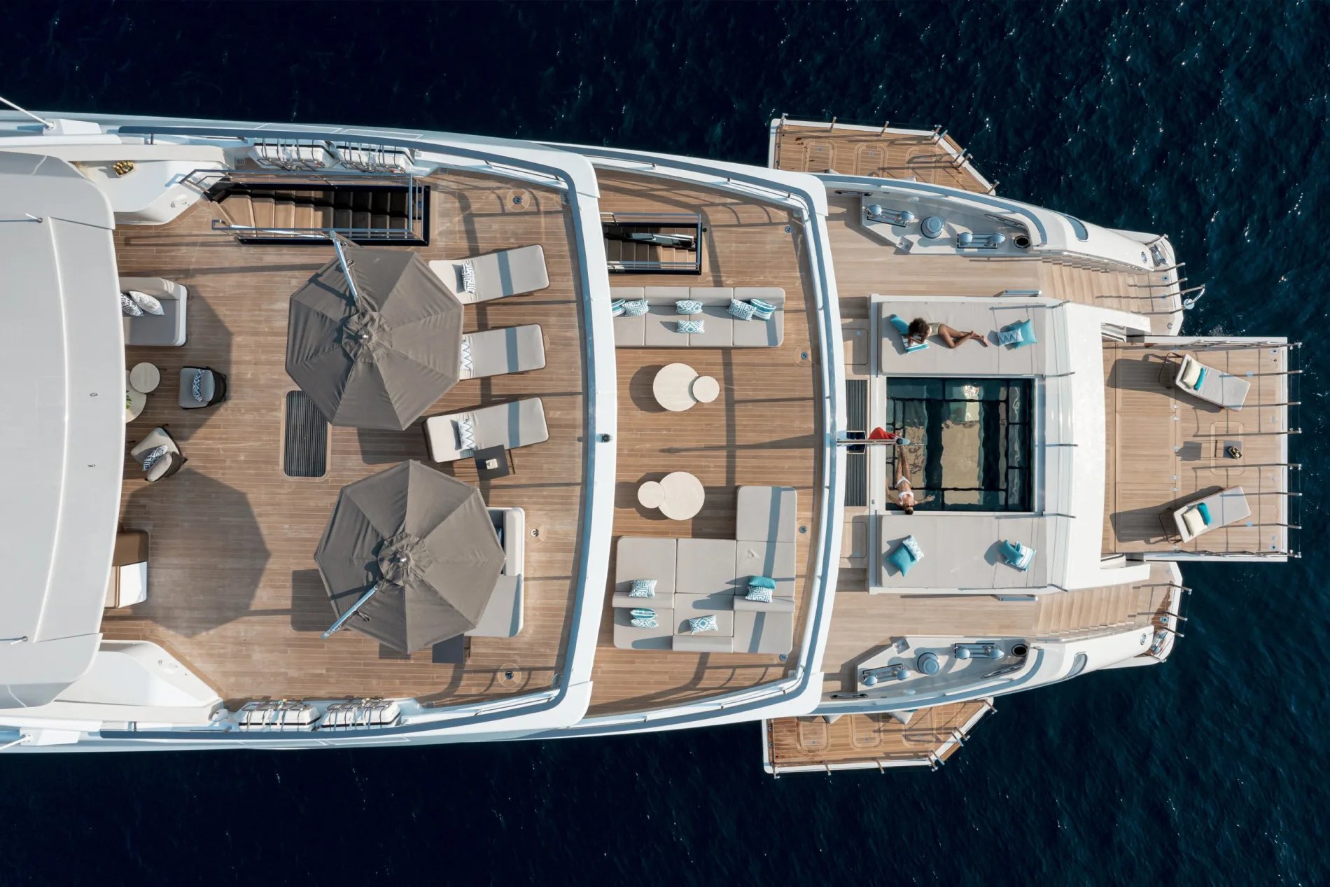 LEMON TREE yacht detail photo
