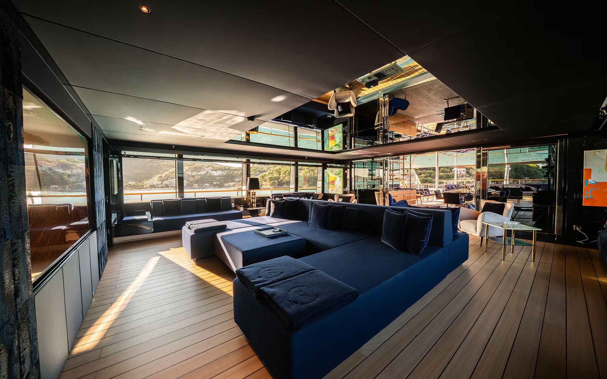 REGINA D'ITALIA yacht detail photo