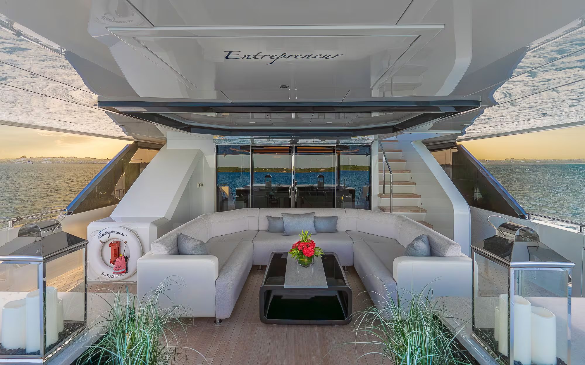 ENTREPRENEUR yacht detail photo