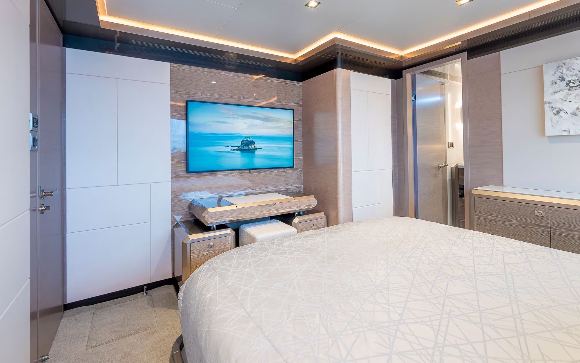 ENTREPRENEUR yacht detail photo