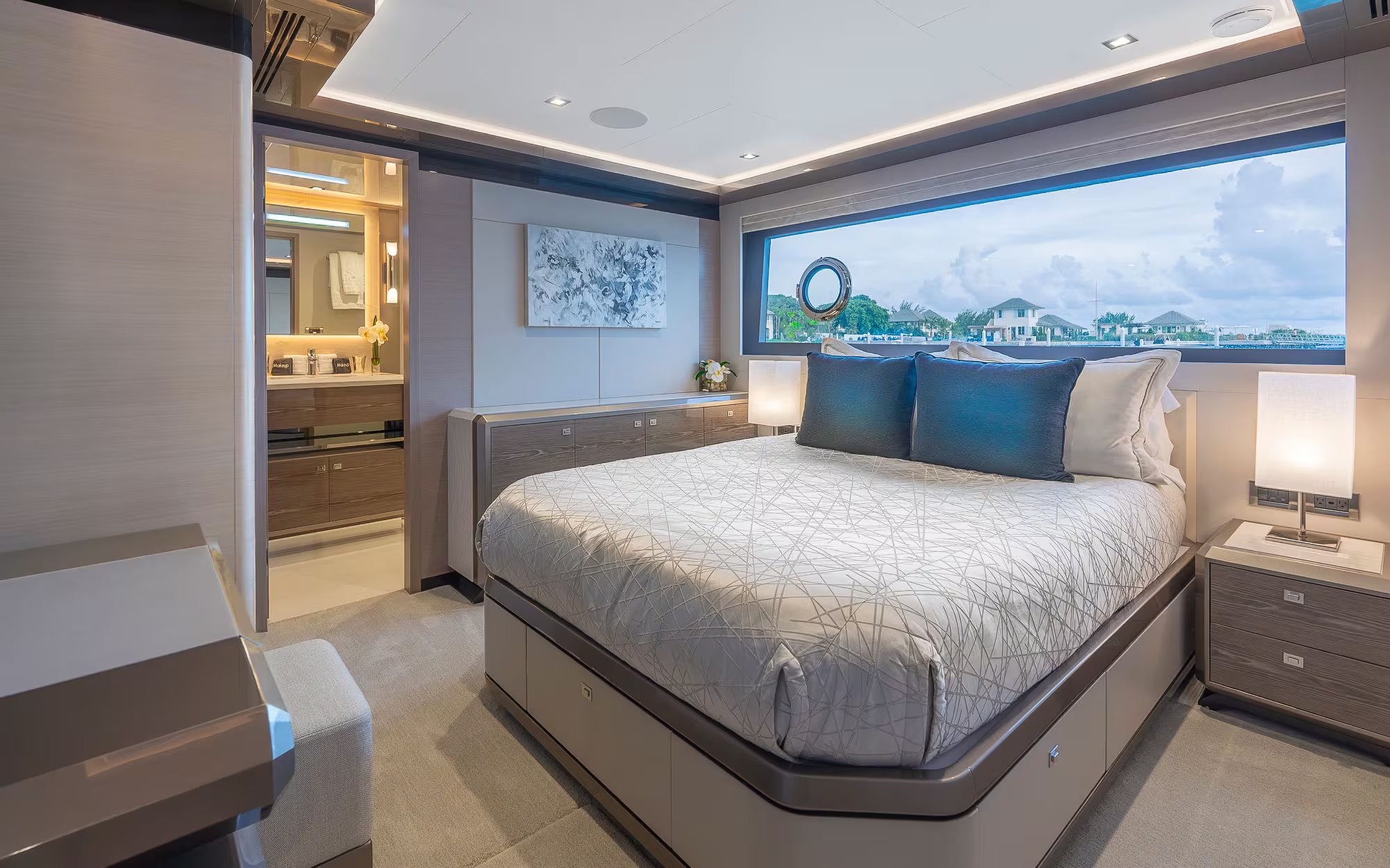 ENTREPRENEUR yacht detail photo