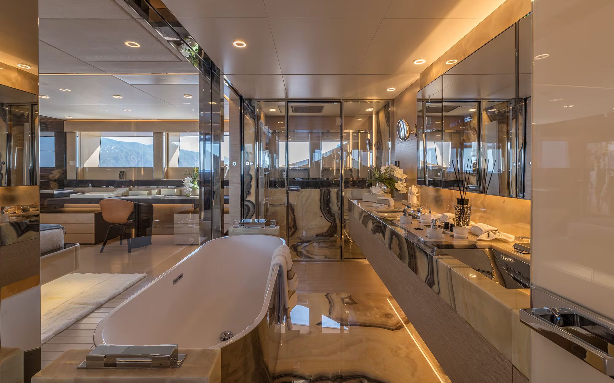 LEL yacht detail photo