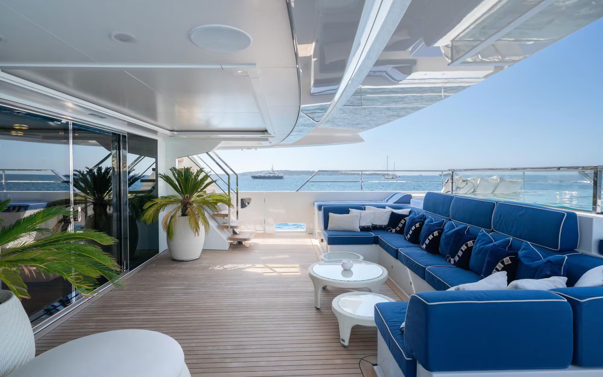 ALULIM yacht detail photo