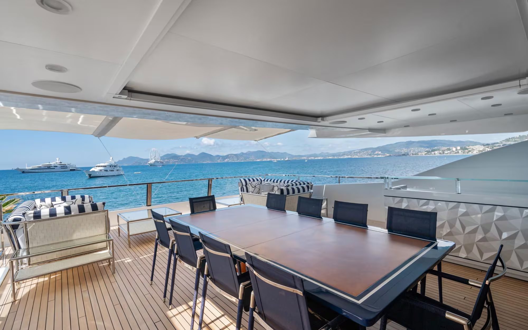 ALULIM yacht detail photo