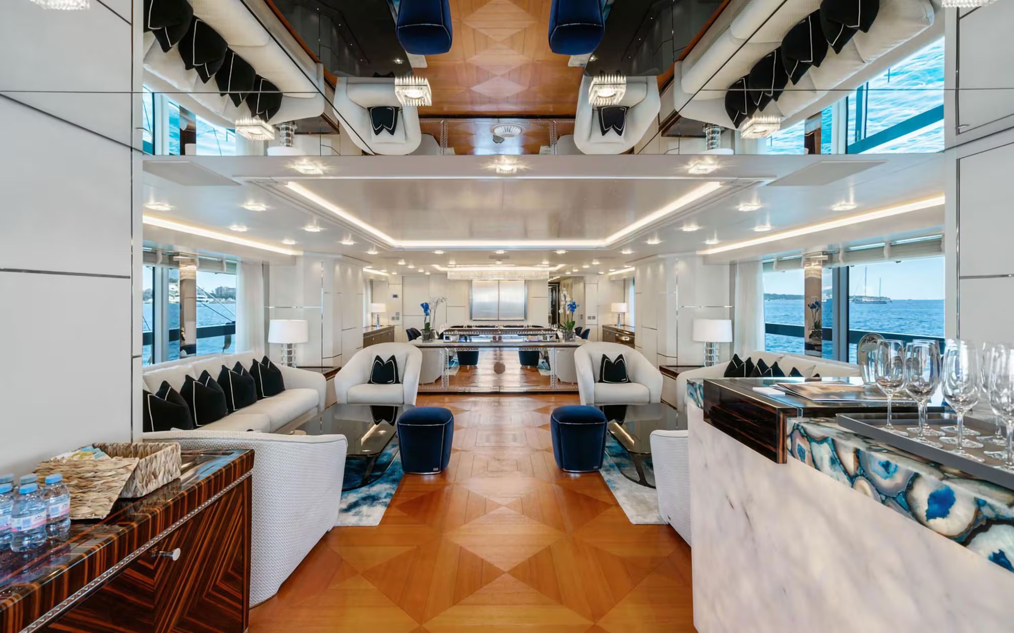 ALULIM yacht detail photo