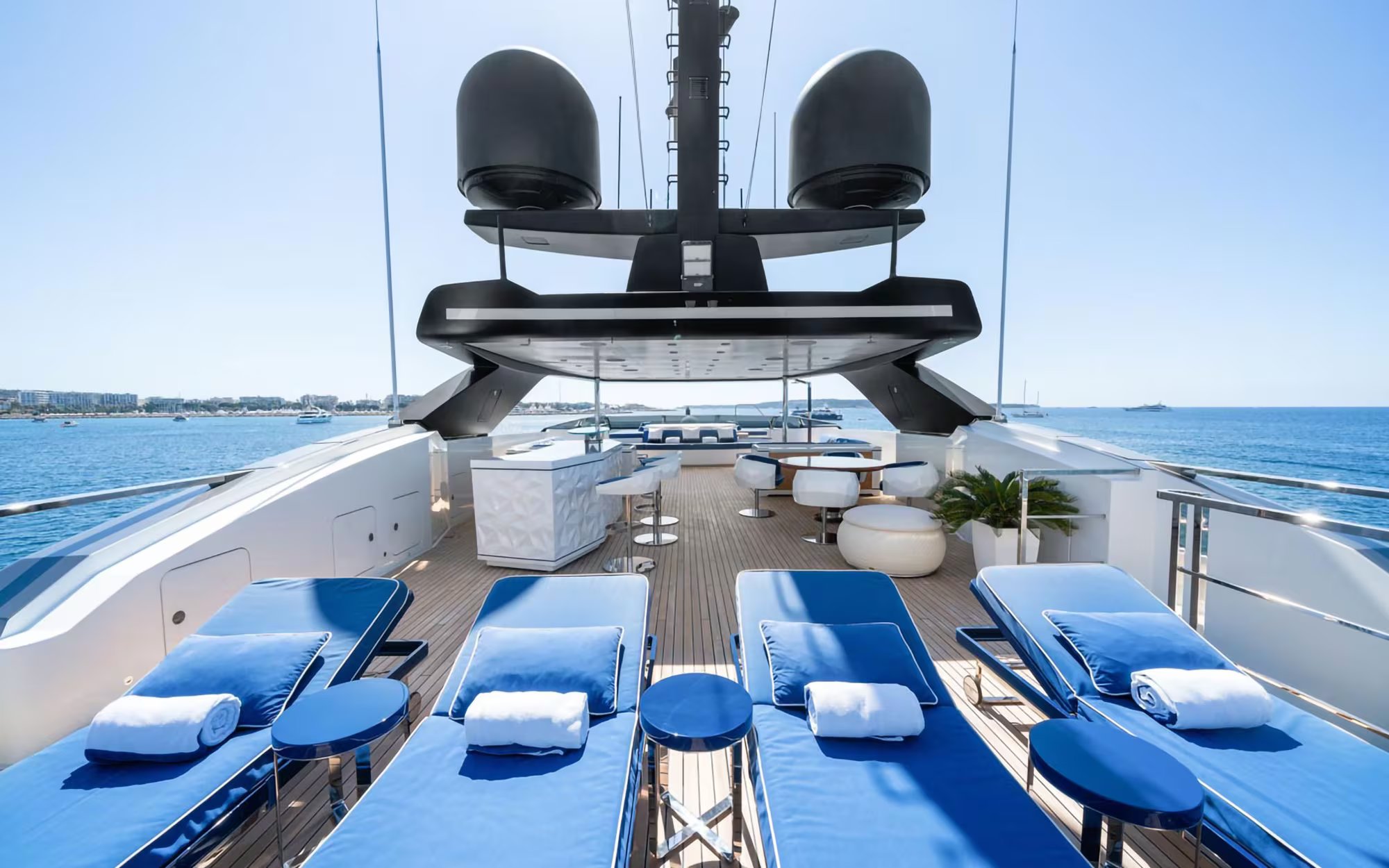 ALULIM yacht detail photo