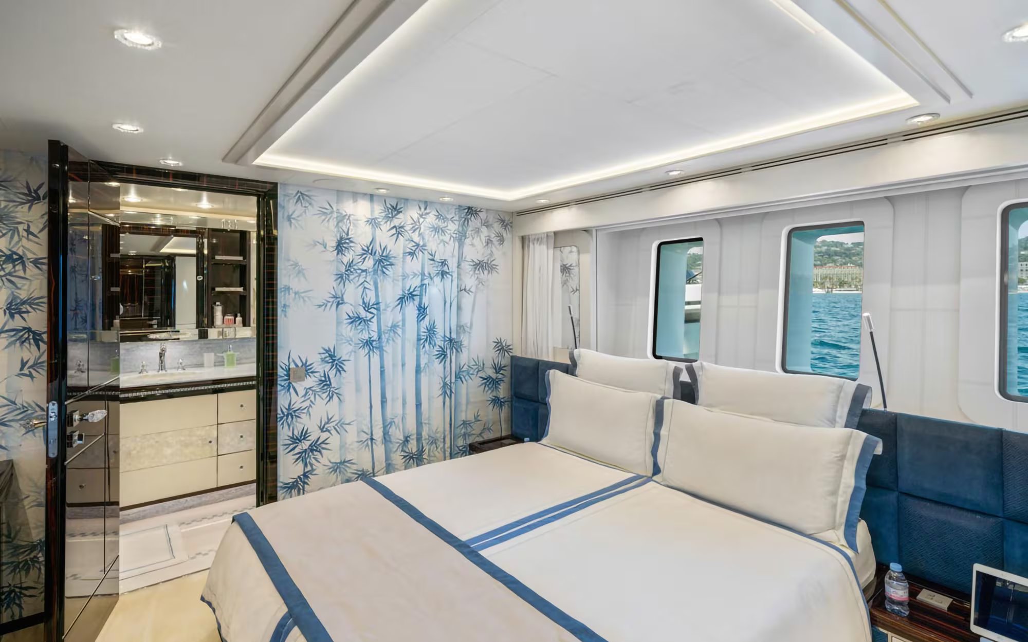 ALULIM yacht detail photo