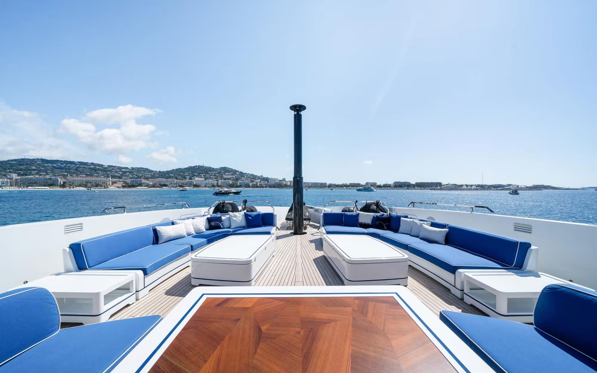 ALULIM yacht detail photo