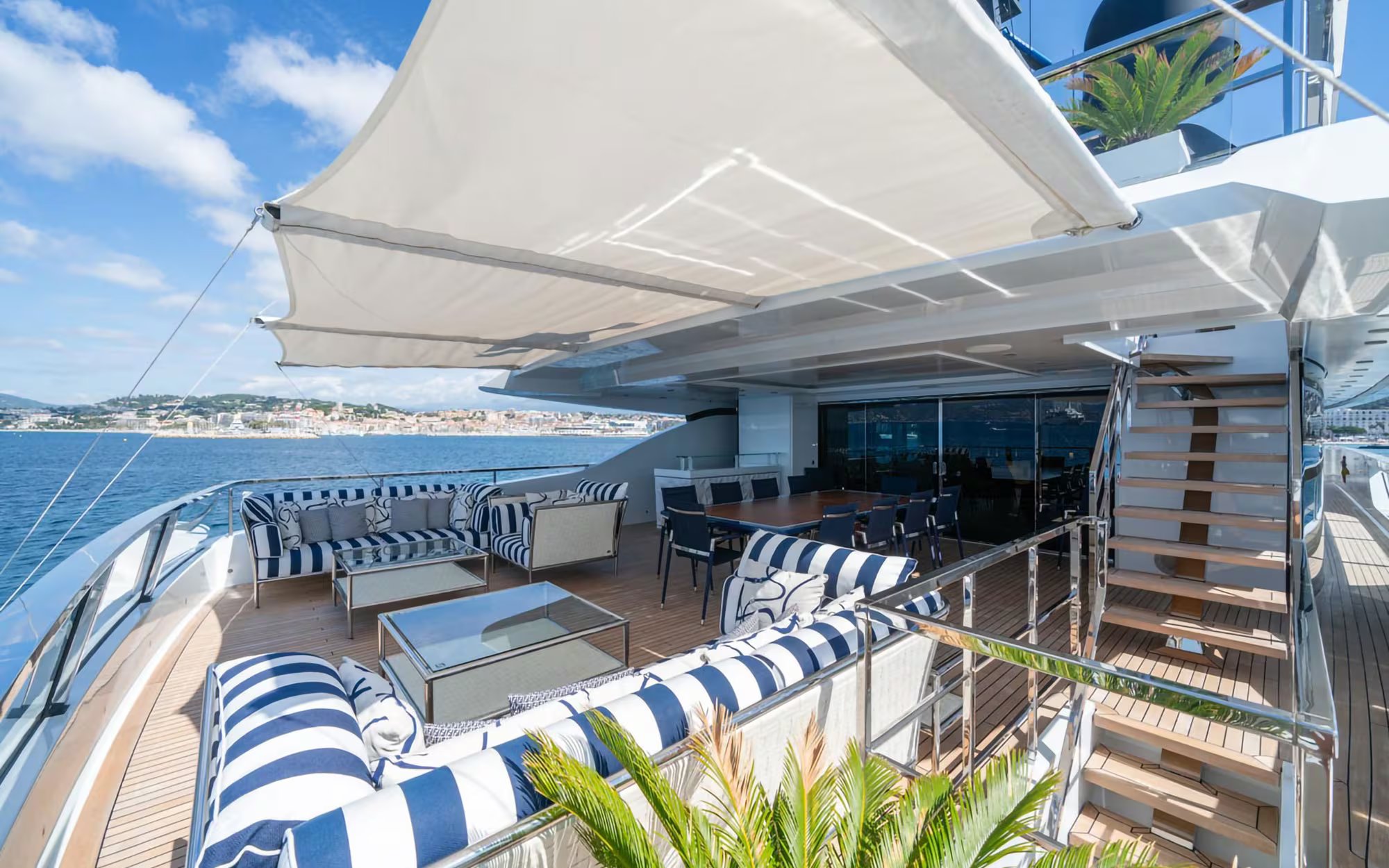 ALULIM yacht detail photo