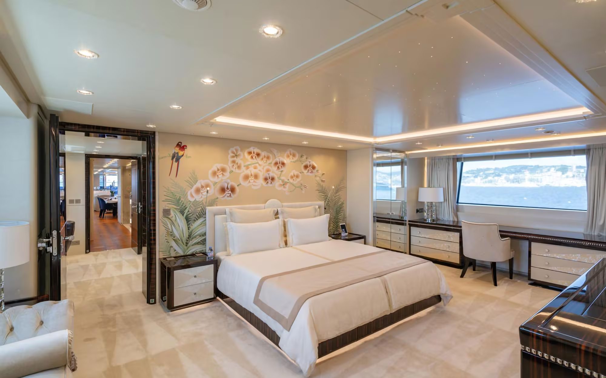 ALULIM yacht detail photo