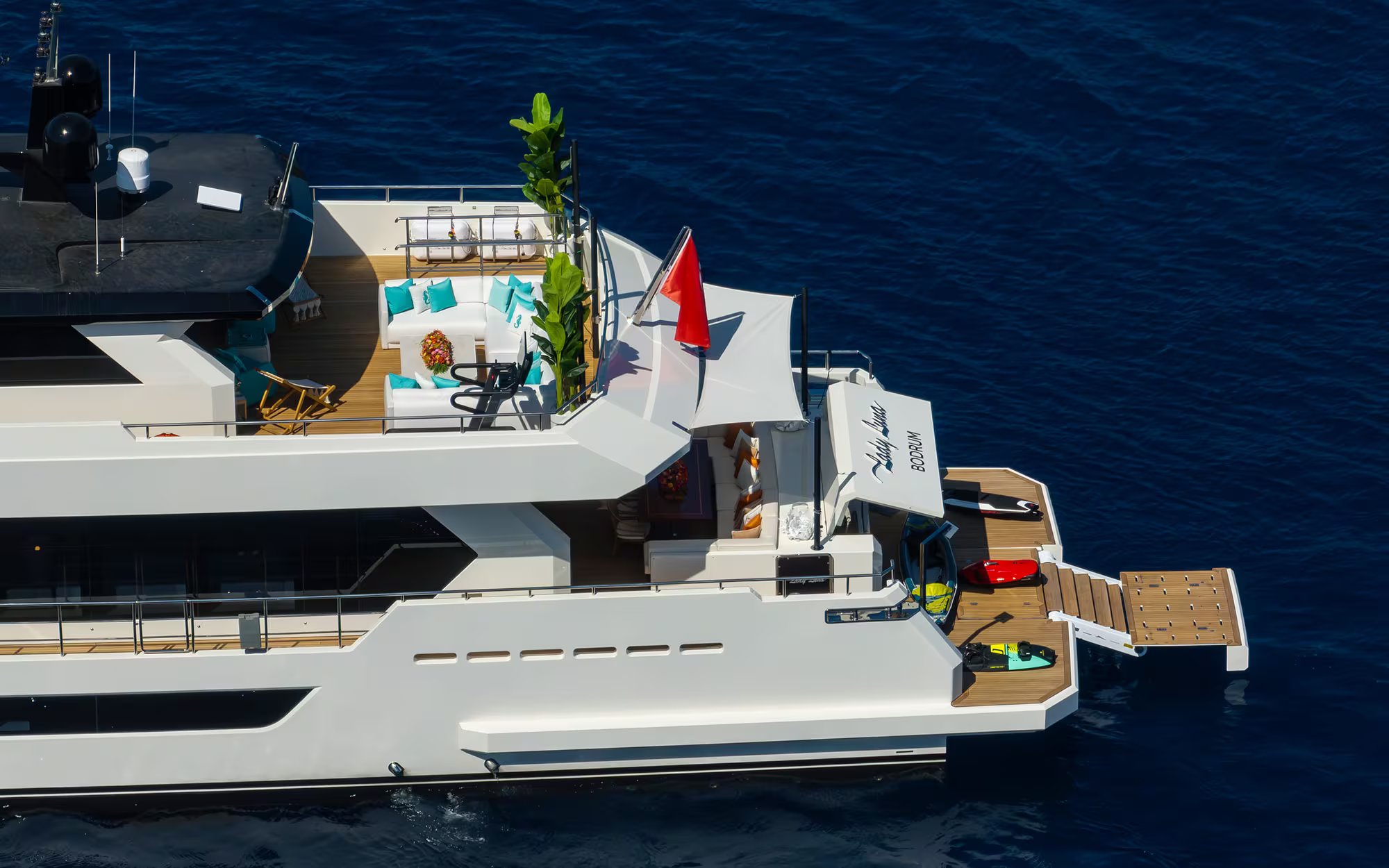 LADY LUNA yacht detail photo