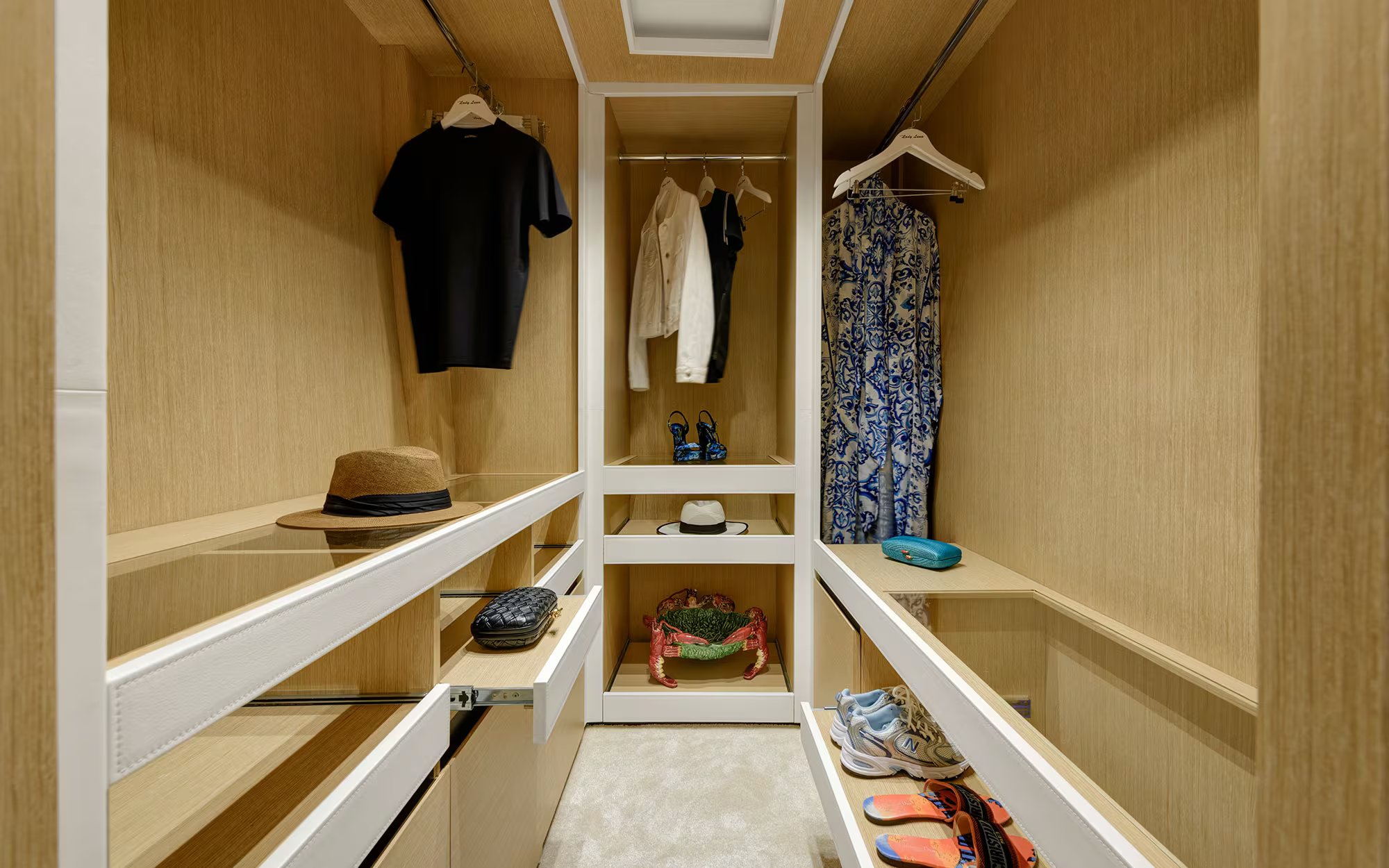 LADY LUNA yacht detail photo