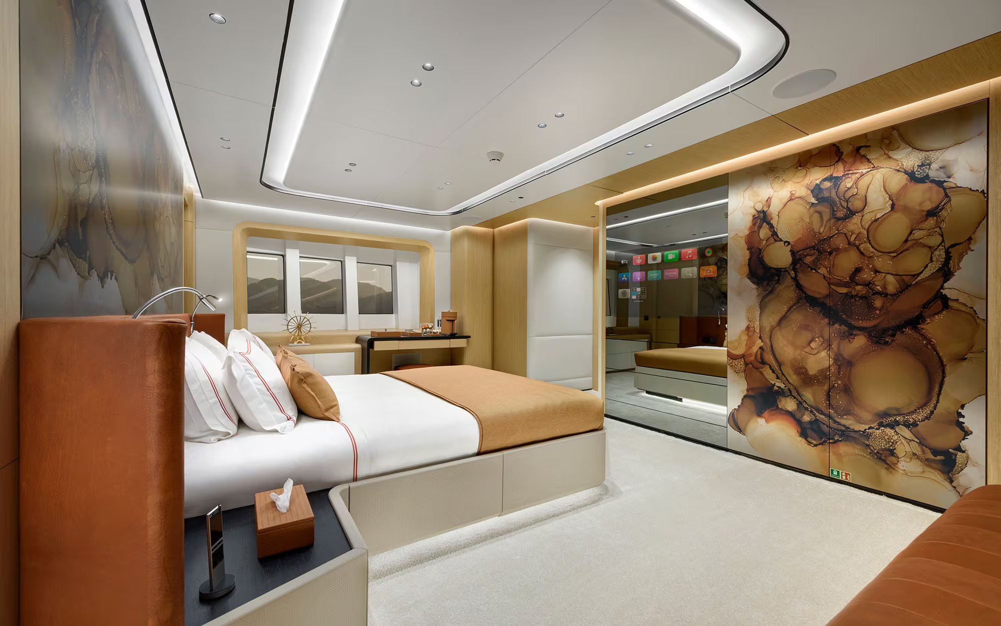 LADY LUNA yacht detail photo