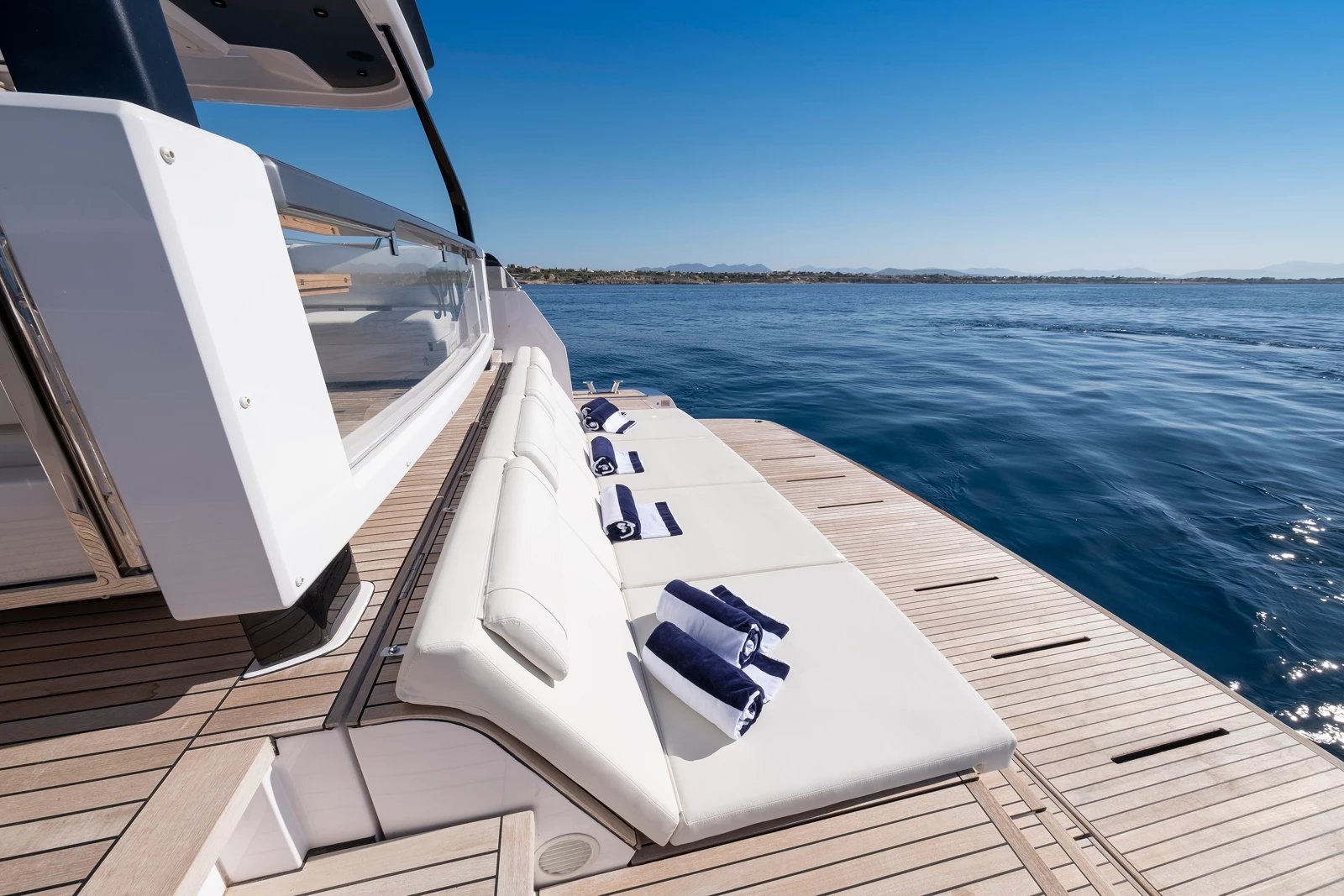 IANASSA yacht detail photo