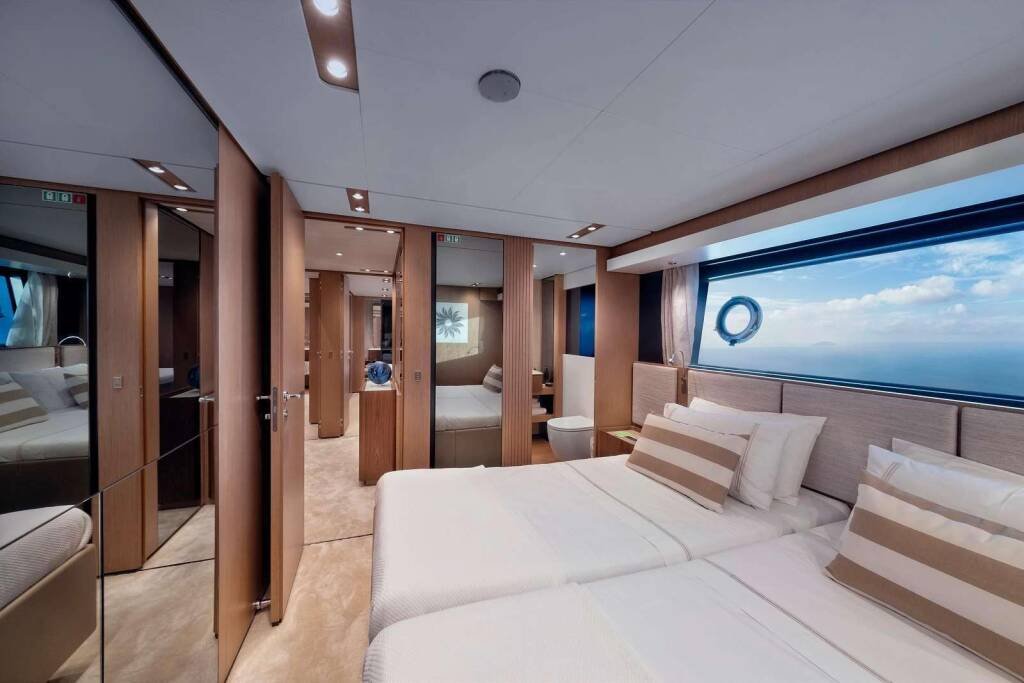 IANASSA yacht detail photo