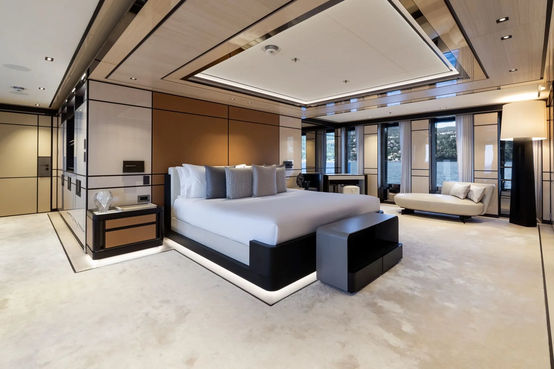 RELIANCE yacht detail photo