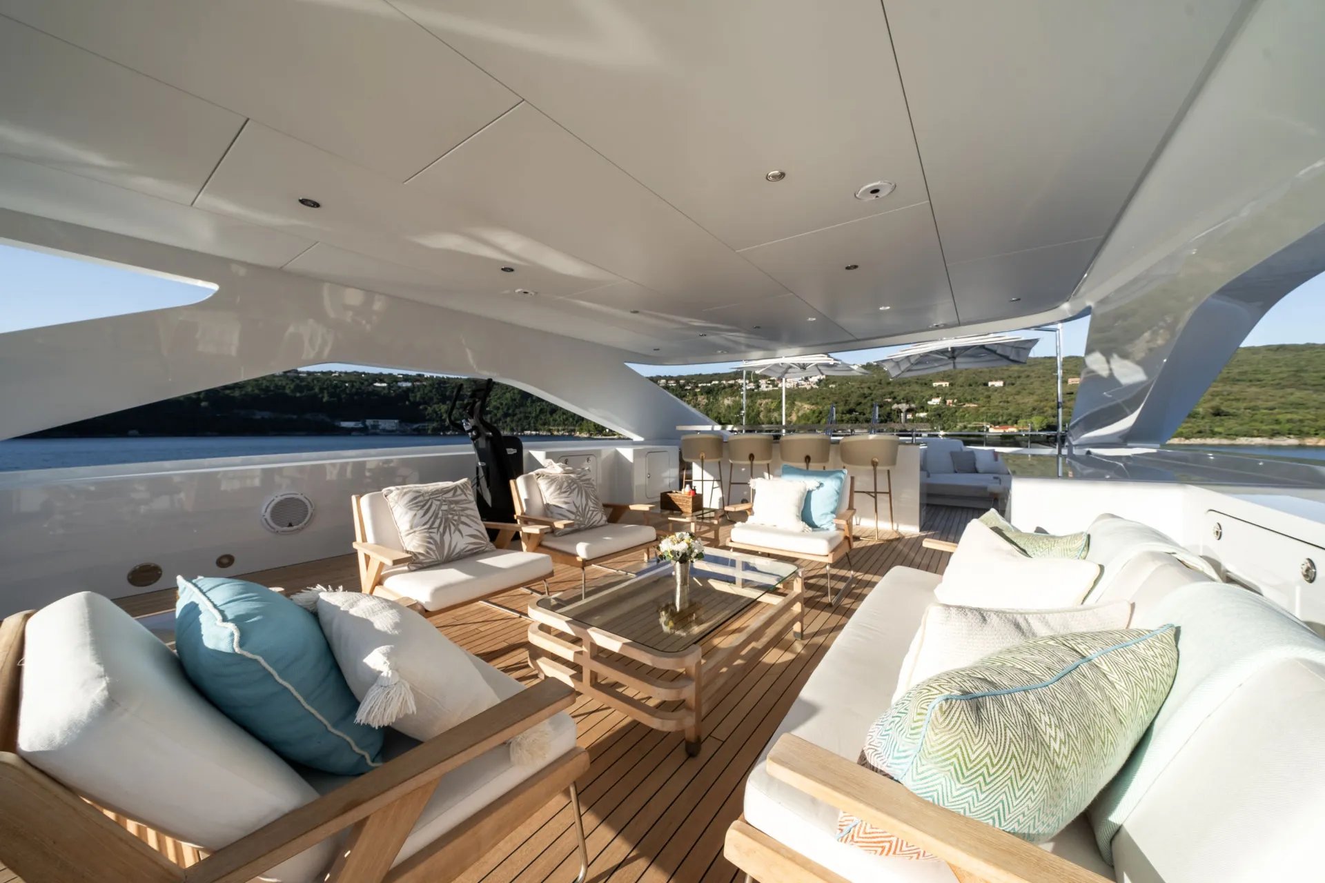 RELIANCE yacht detail photo