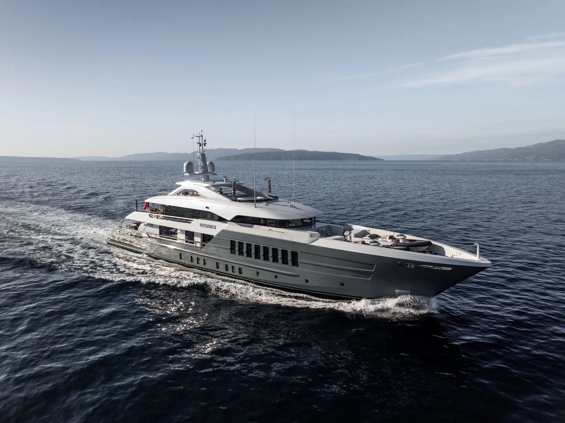 RELIANCE yacht exterior profile