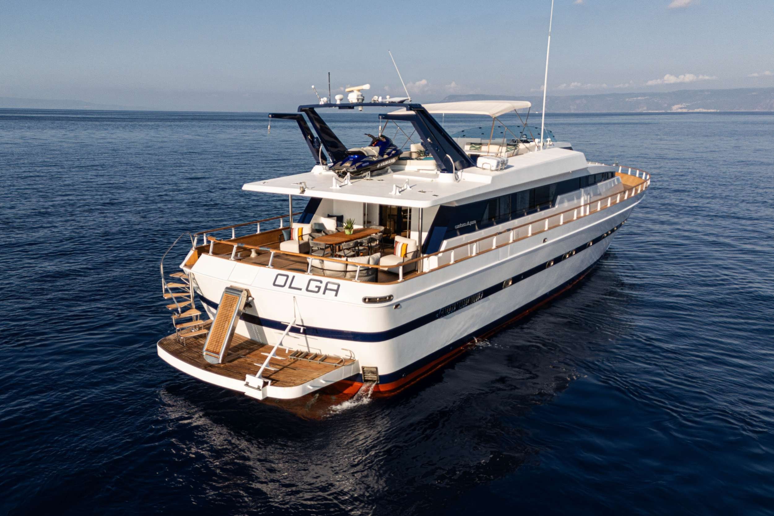 OLGA sundeck lounge