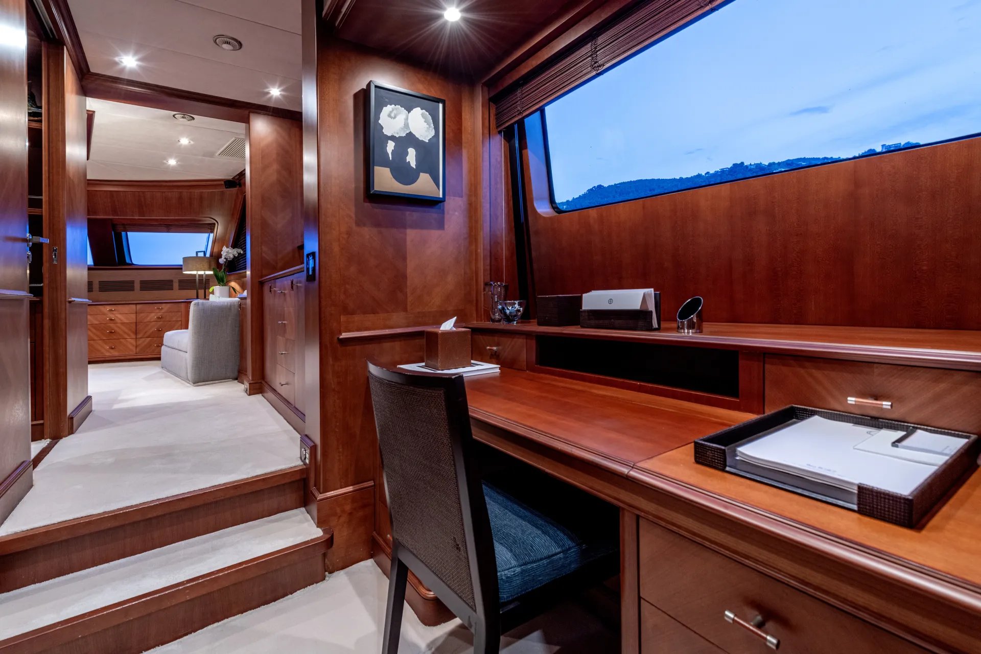 SEA BLUEZ yacht detail photo