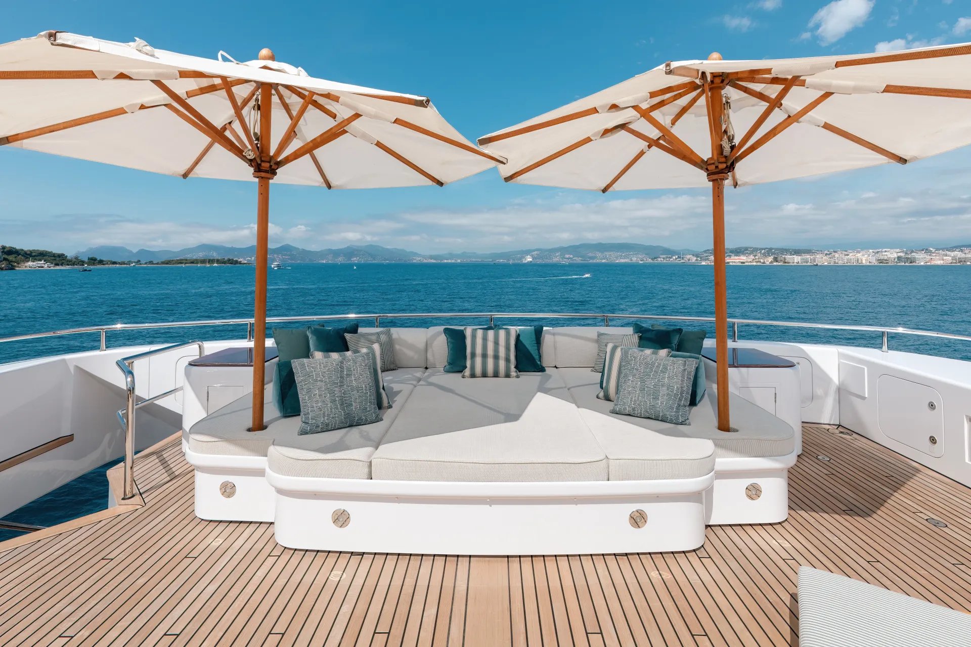 NECTAR yacht detail photo