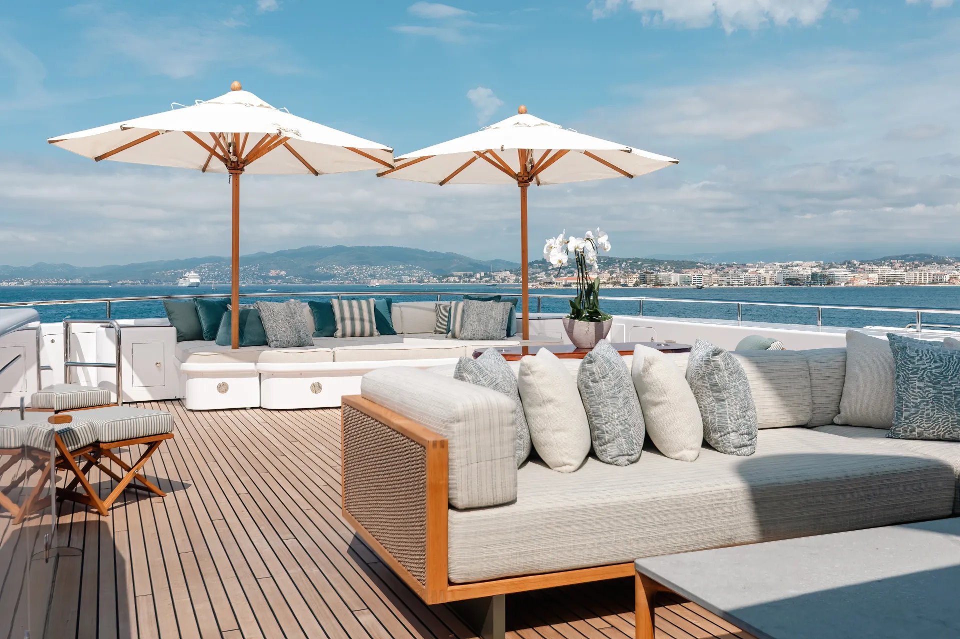 NECTAR yacht detail photo